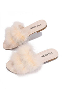 Cape Robbin - Women's Easter Furry Feather Sandals