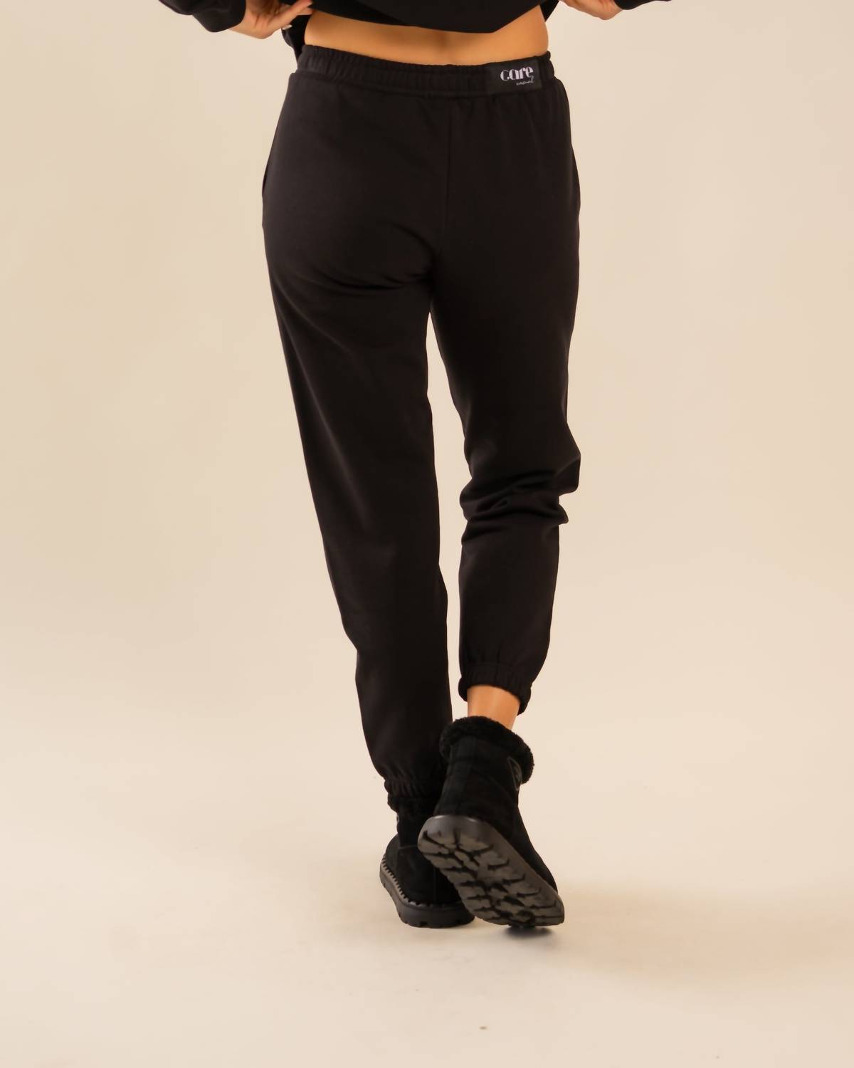 Care Tucker - Care Classic Sweatpants