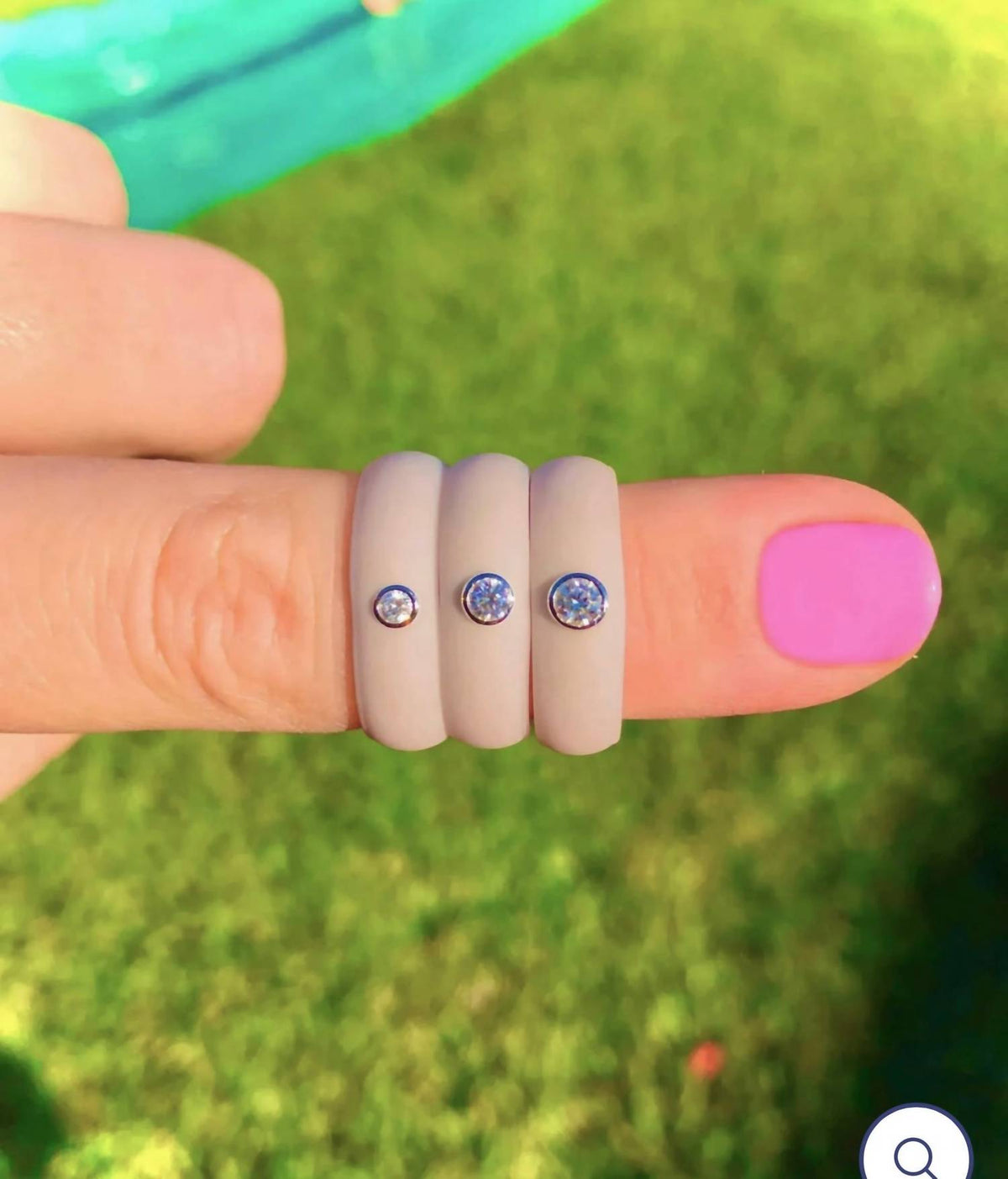 Casual Carats - Silicone Diamond Band Set
