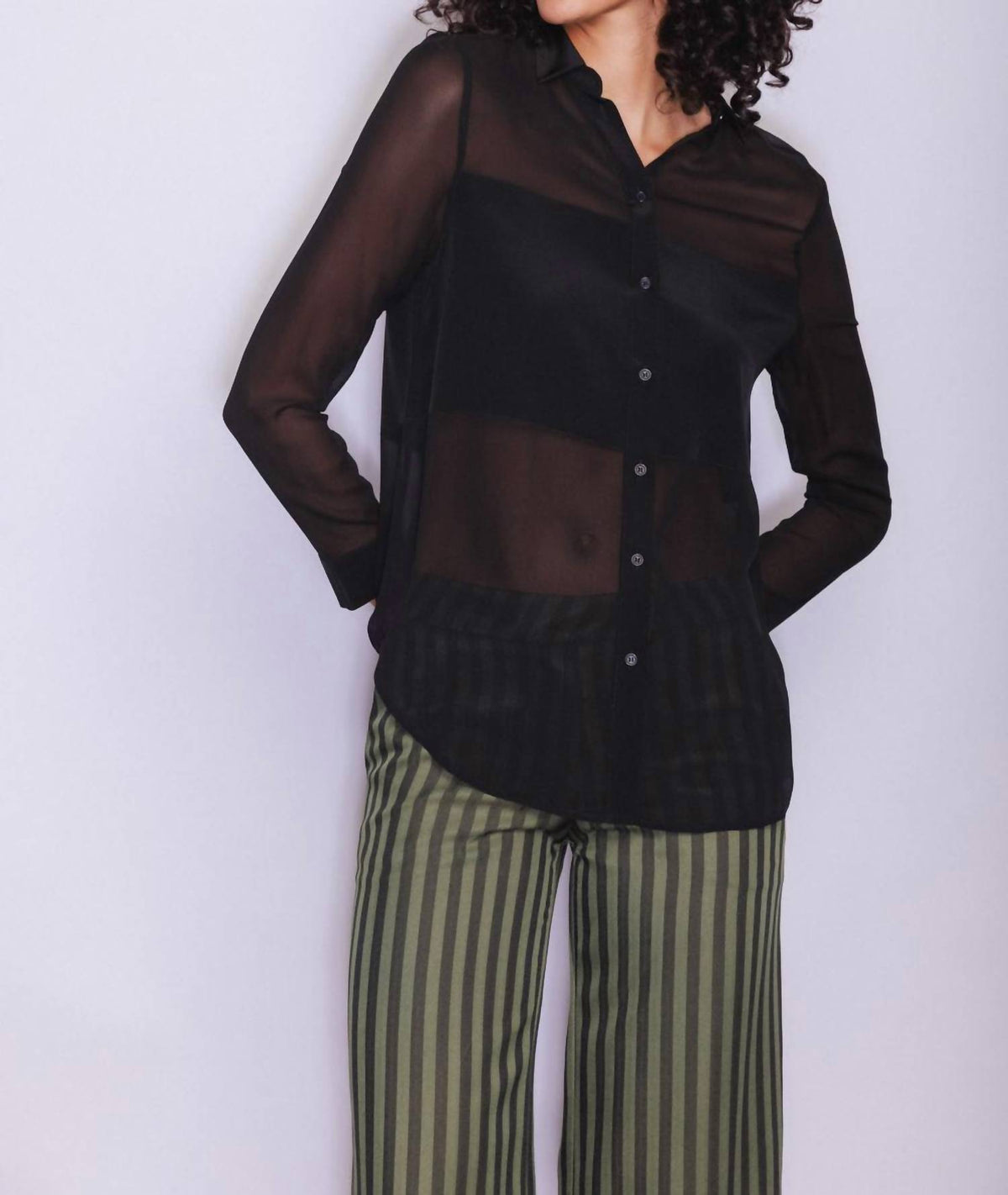 Catherine Gee - Women's Long Sleeves Collar Blouse