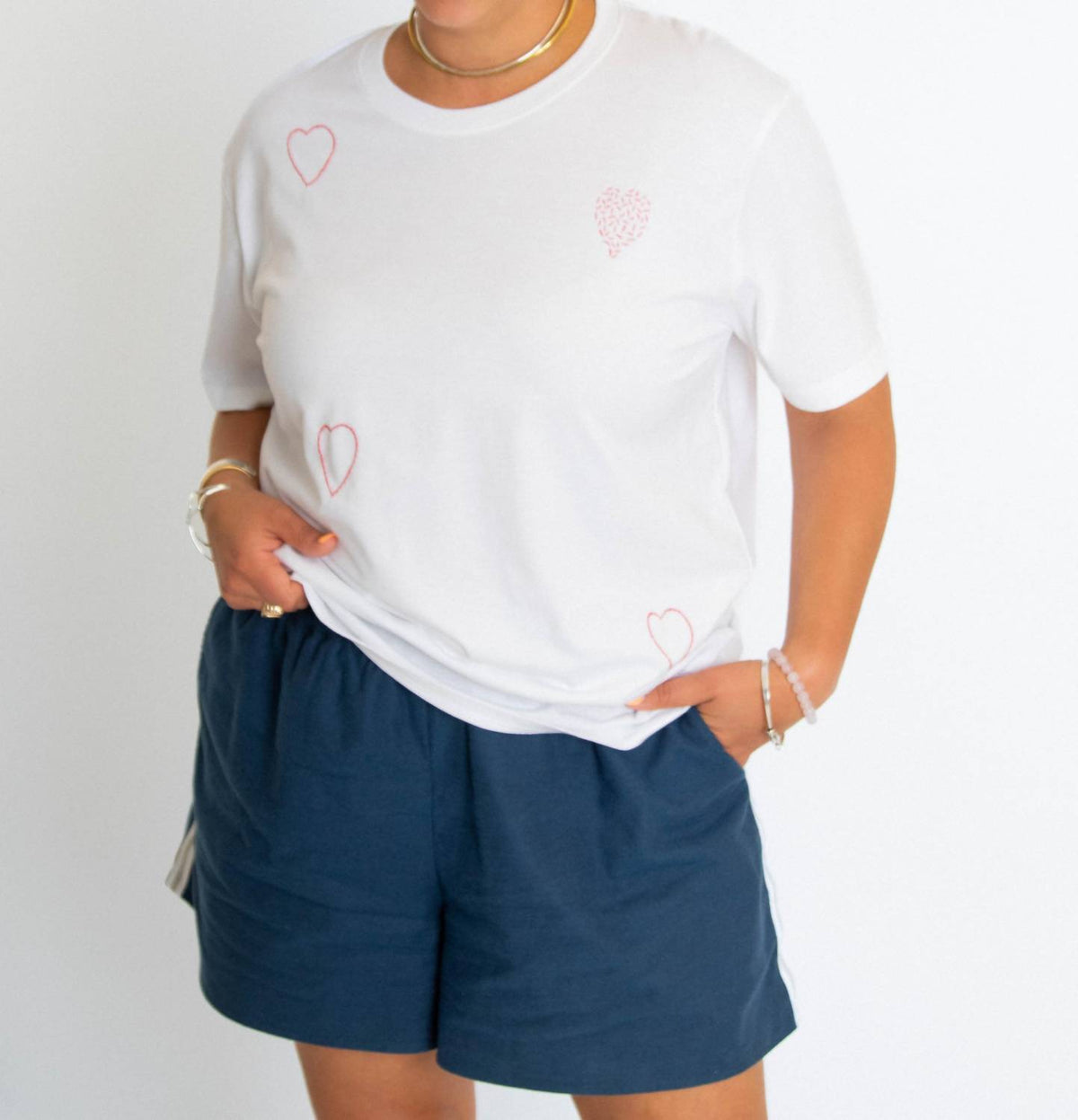 Cats With A Heart - Madre Tee