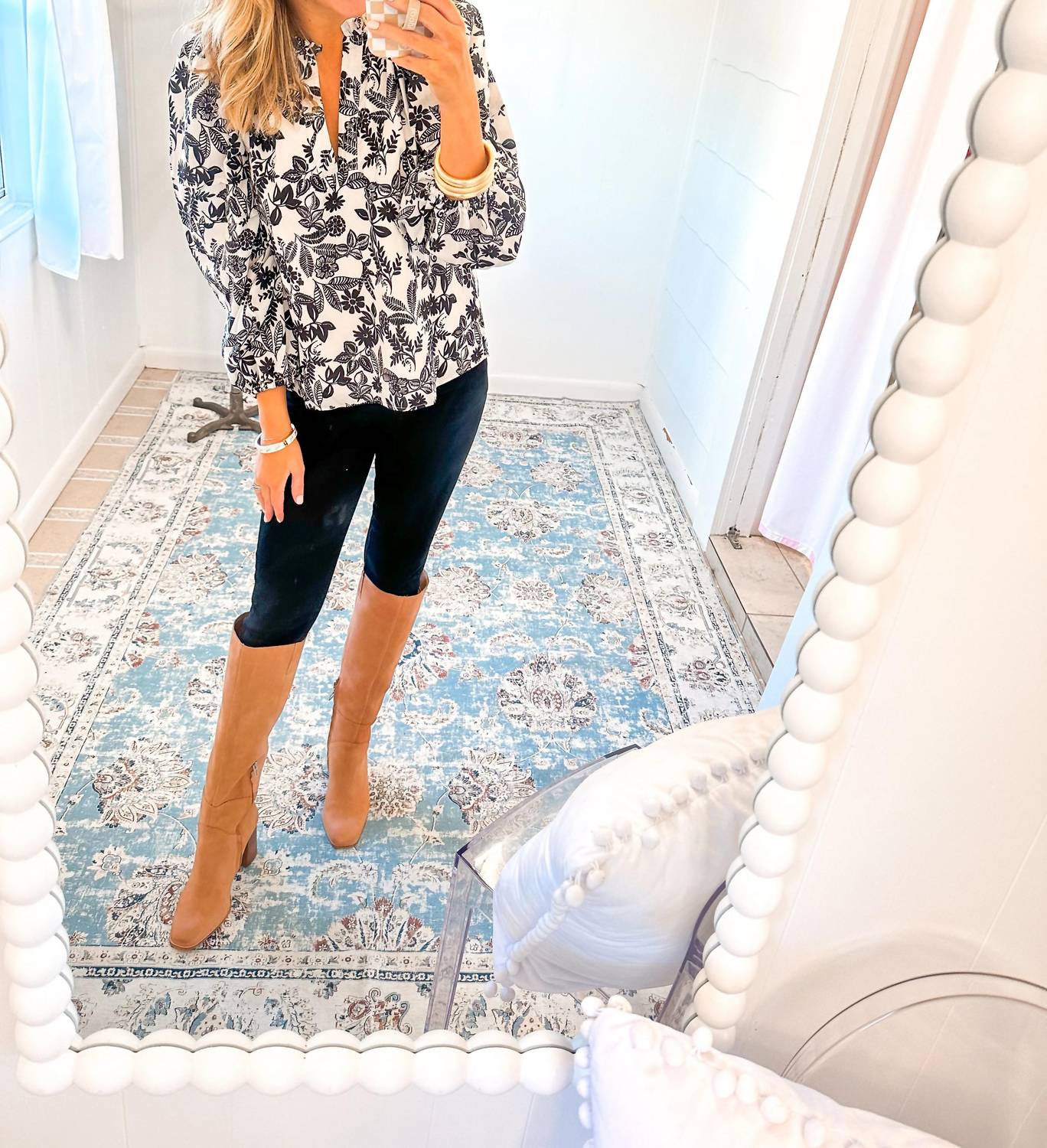 Aureum - Ebony Blouse