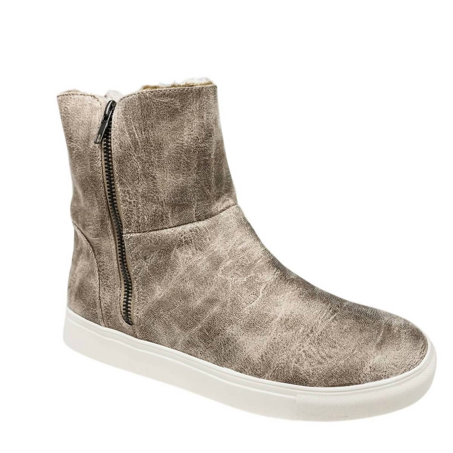 Very G - Women's Plusher Bootie