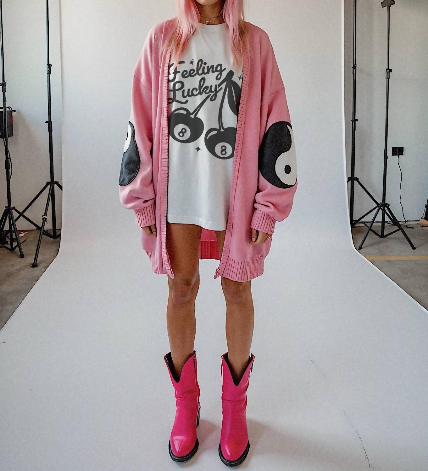 Lola Magnolia - Feeling Lucky Graphic Tee
