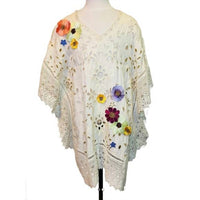 Paparazzi - Women's Embroidered Poncho With Flowers