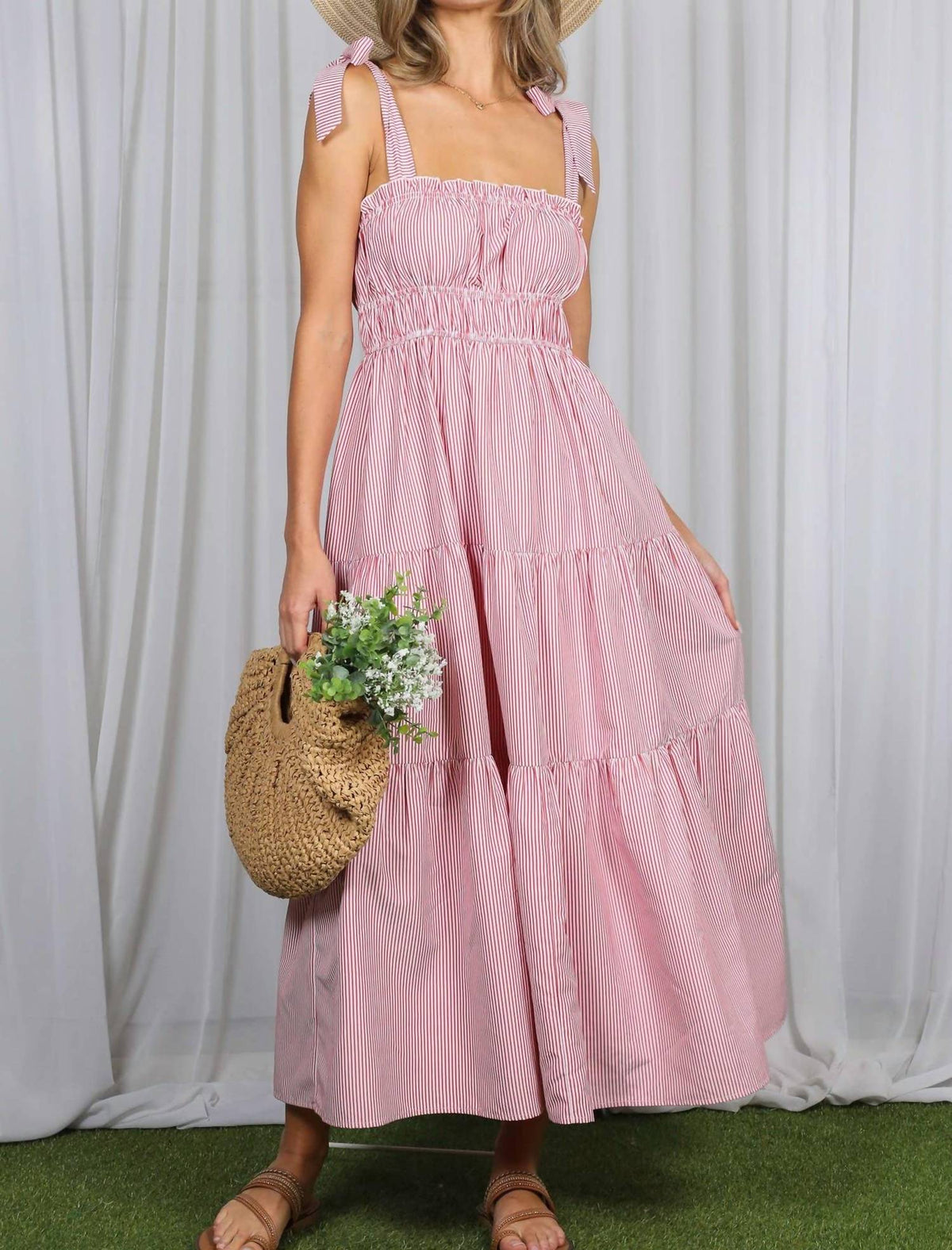 Vine & Love - Square Neck Shoulder Striped Sleeveless Maxi Dress
