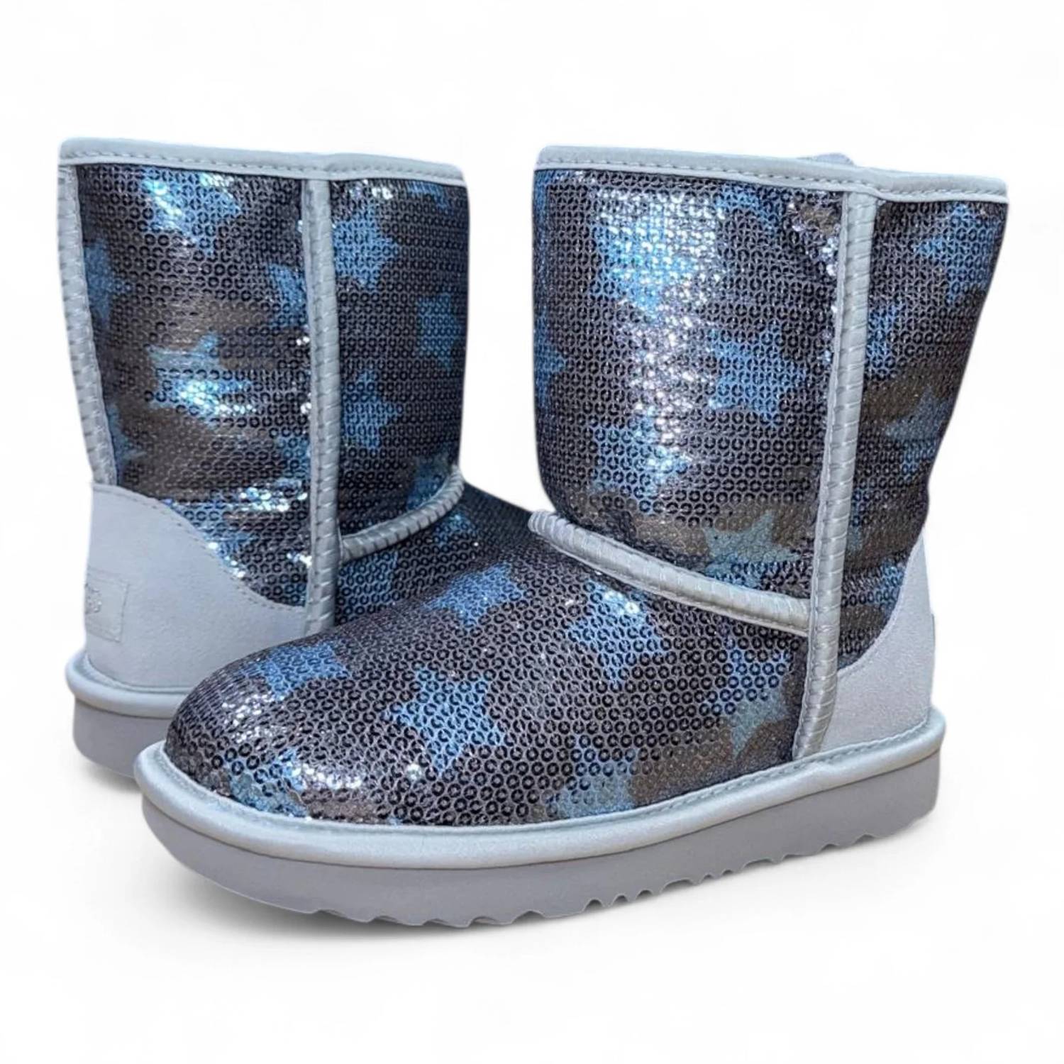 Ugg - Toddlers Classic Short Ii Sequin Star Boots