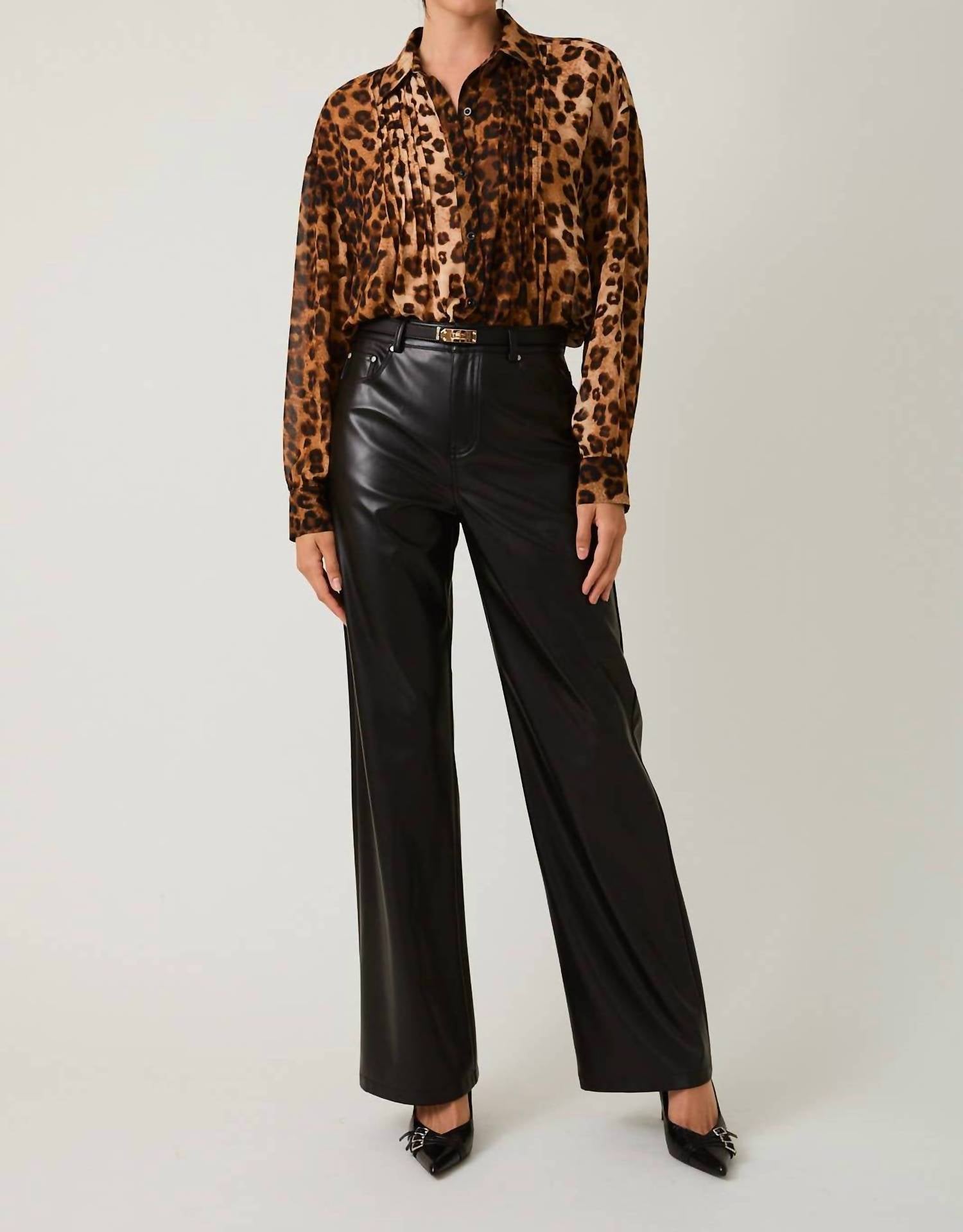 Le Lis - Sydney Leopard Print Blouse