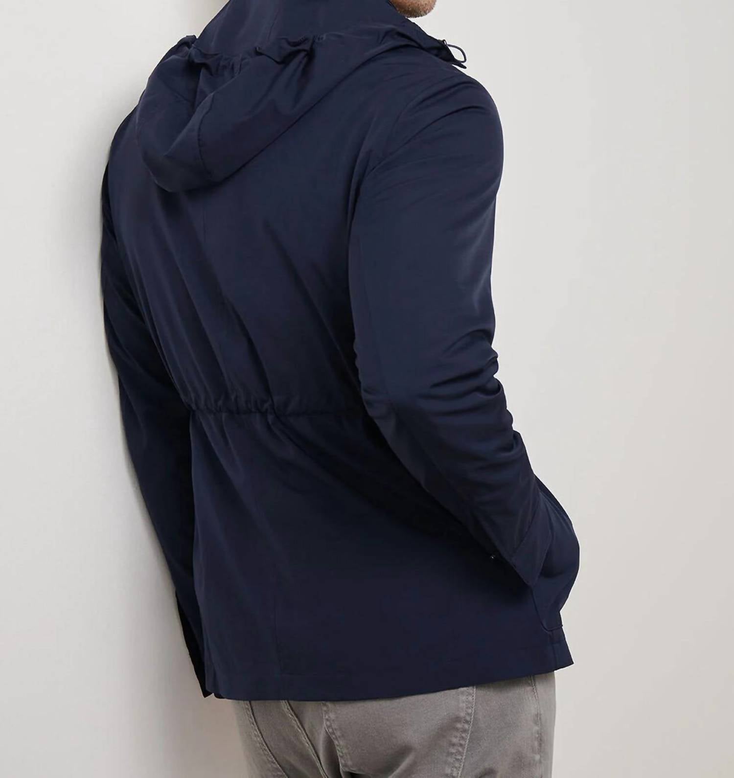 PETER MILLAR Discovery Field Jacket in navy - men's jacket - detail view