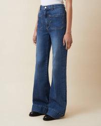Jeanerica Santa Monica Flared Jeans in vintage 62 - women's jeans - detail view