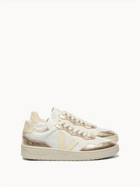 Veja - Women's V-90 Sneakers