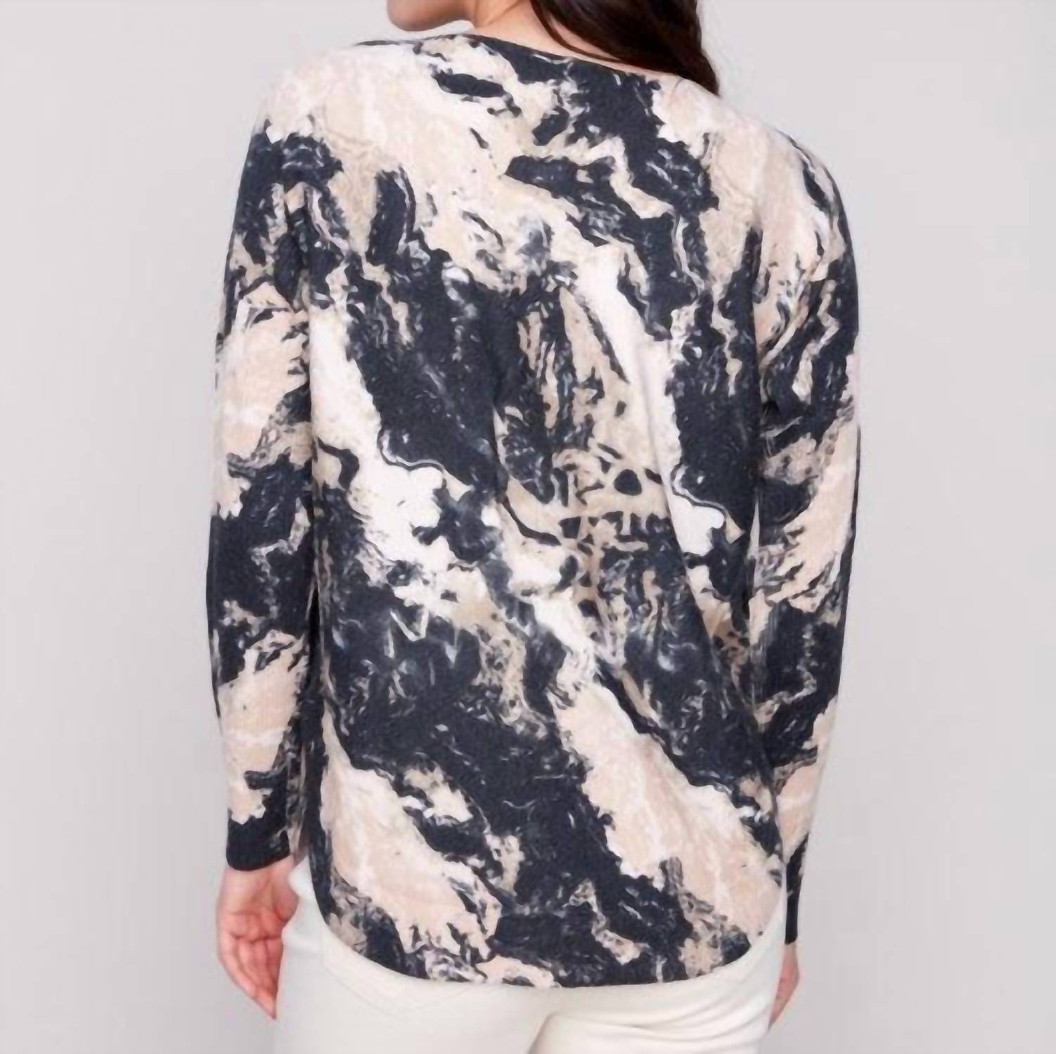 Charlie B - Printed Rounded Hem Sweater