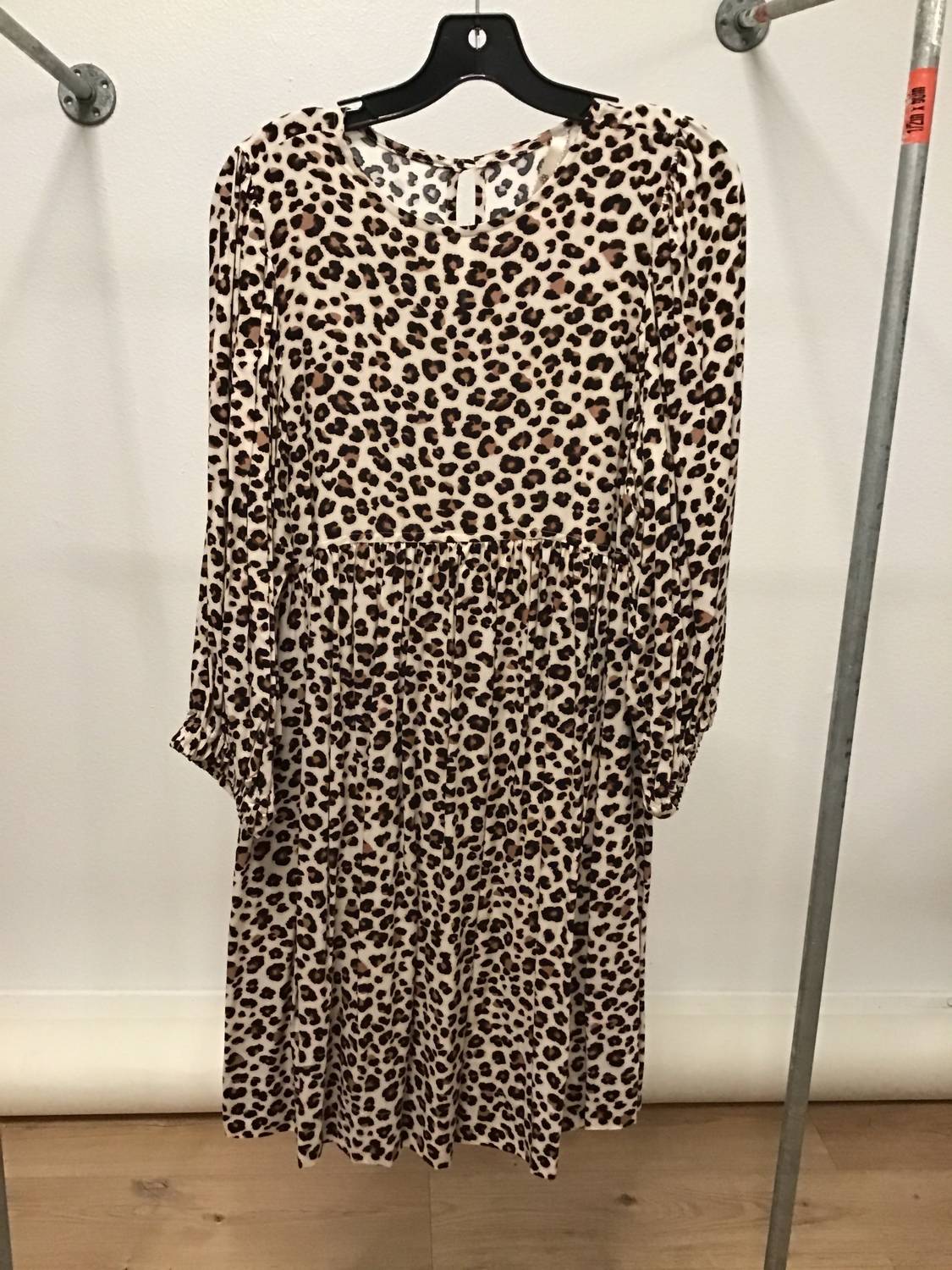 Ivy Jane - Women's Leopard Midi Dress