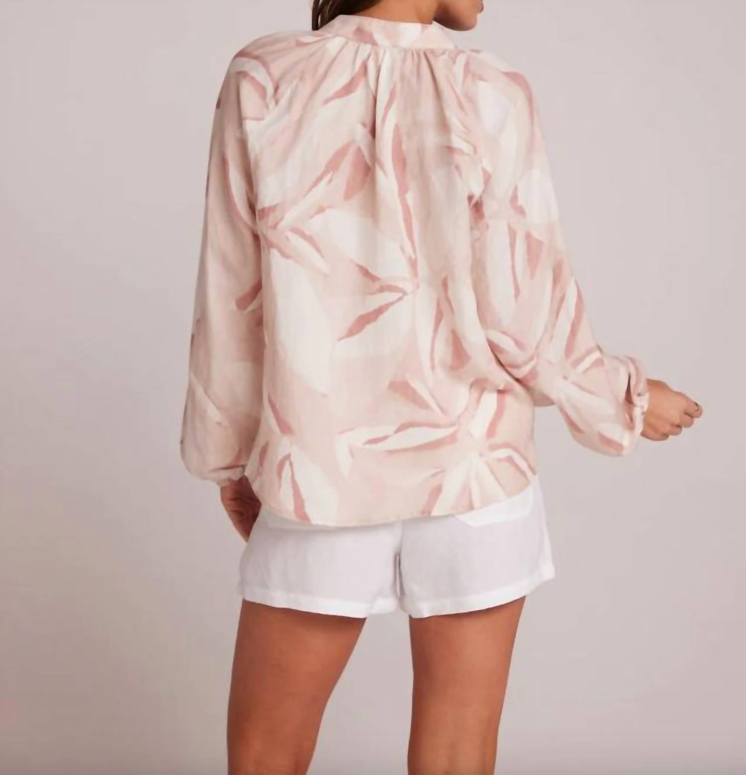 Bella Dahl Long Sleeve Shirred Raglan Shirt in fresco floral print - women's blouse - detail view