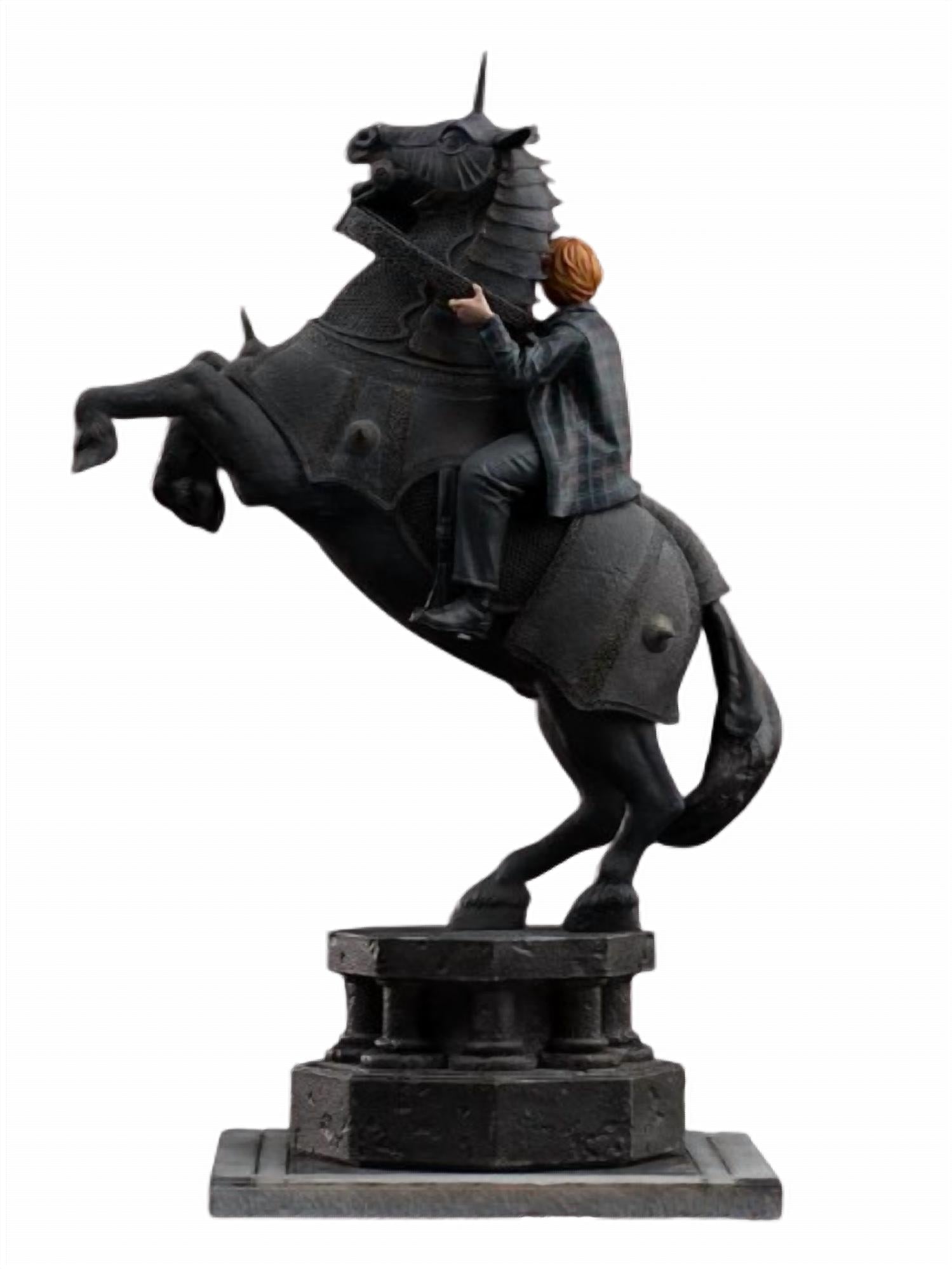 Iron Studios - Ron Weasley at The Wizard Chess Deluxe Art Scale 1/10 - Harry Potter
