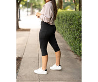 Julia Rose - Lillian Sculpting Crossover Capri Pants