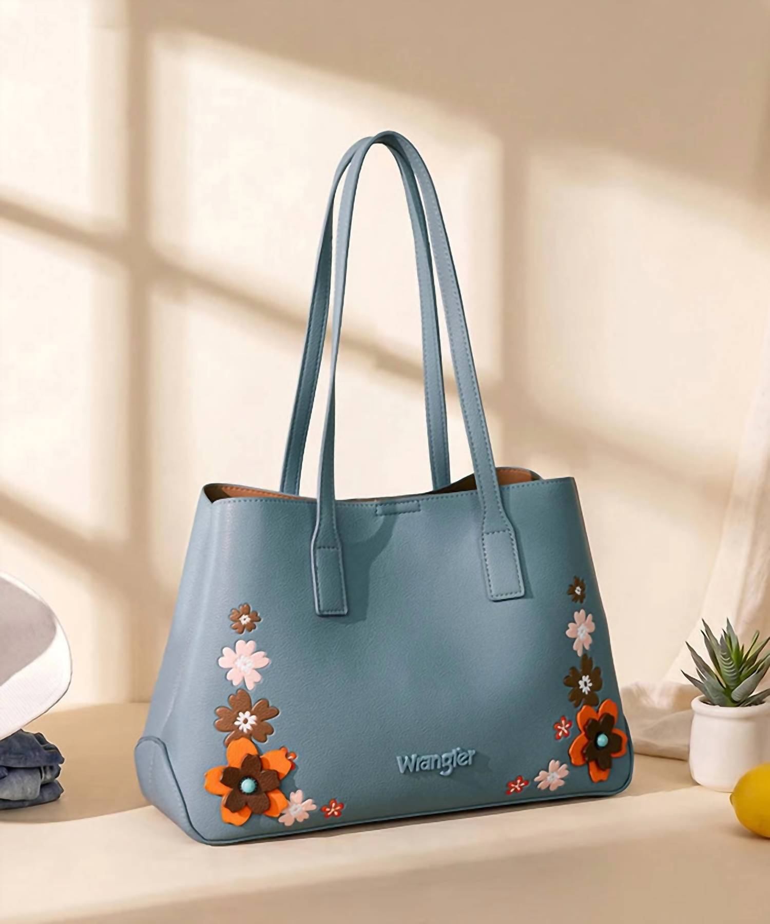 Wrangler - 3D FLORAL TOTE BAG
