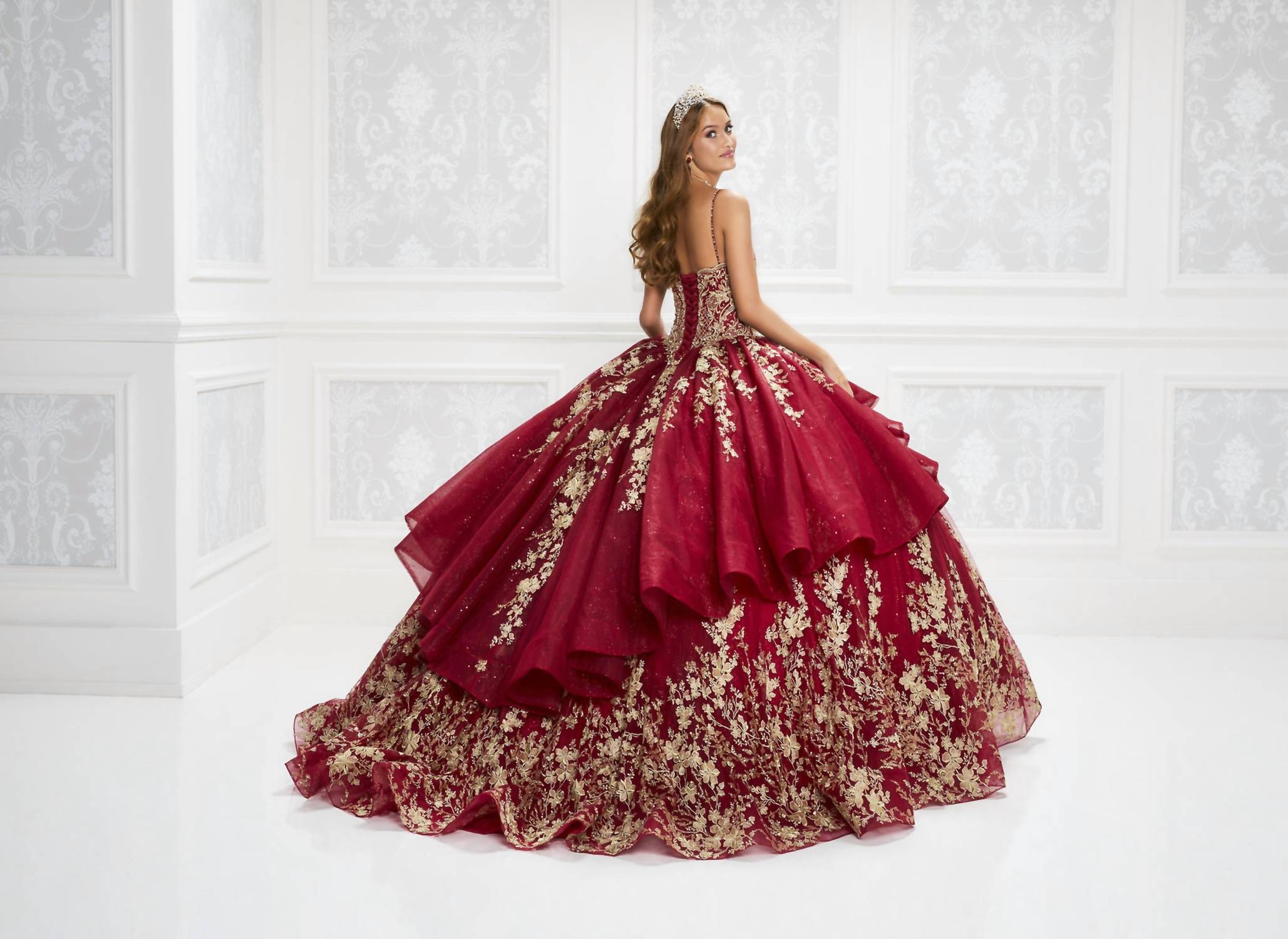 Princesa By Ariana Vara - Embroidered Ball Gown With Train