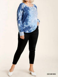 Tie Dye Button Front Raglan Sleeve Top With Raw Hem