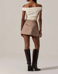 Astr - Lindy Off The Shoulder Top