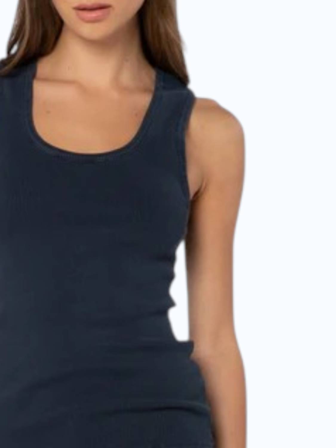 Velvet Heart - Larisa Tank