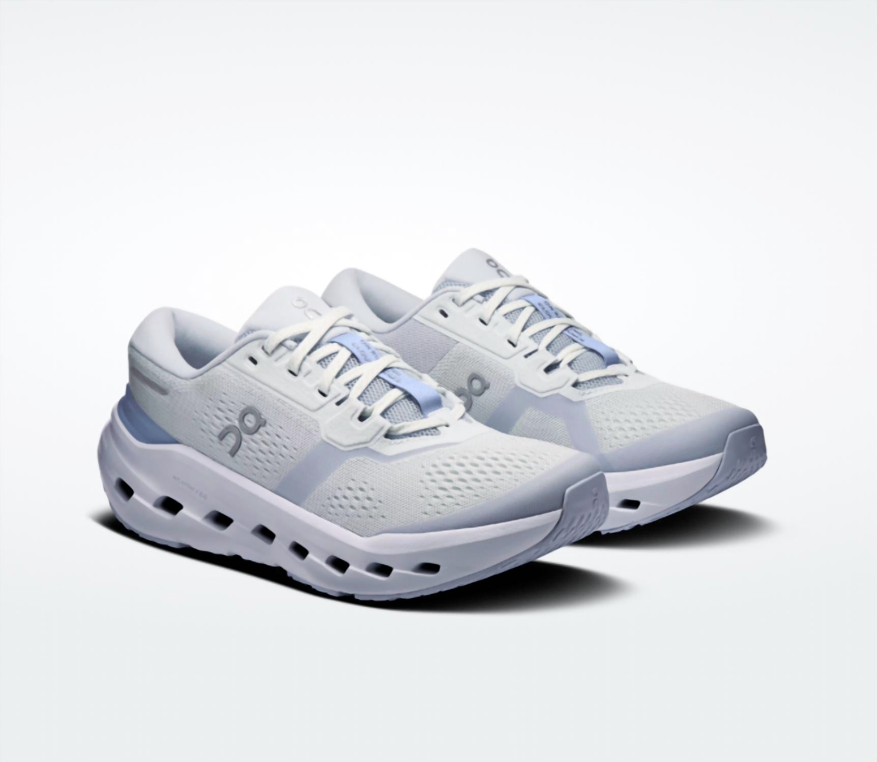 On - Women's Cloudrunner 3 Road-running Shoes - Medium