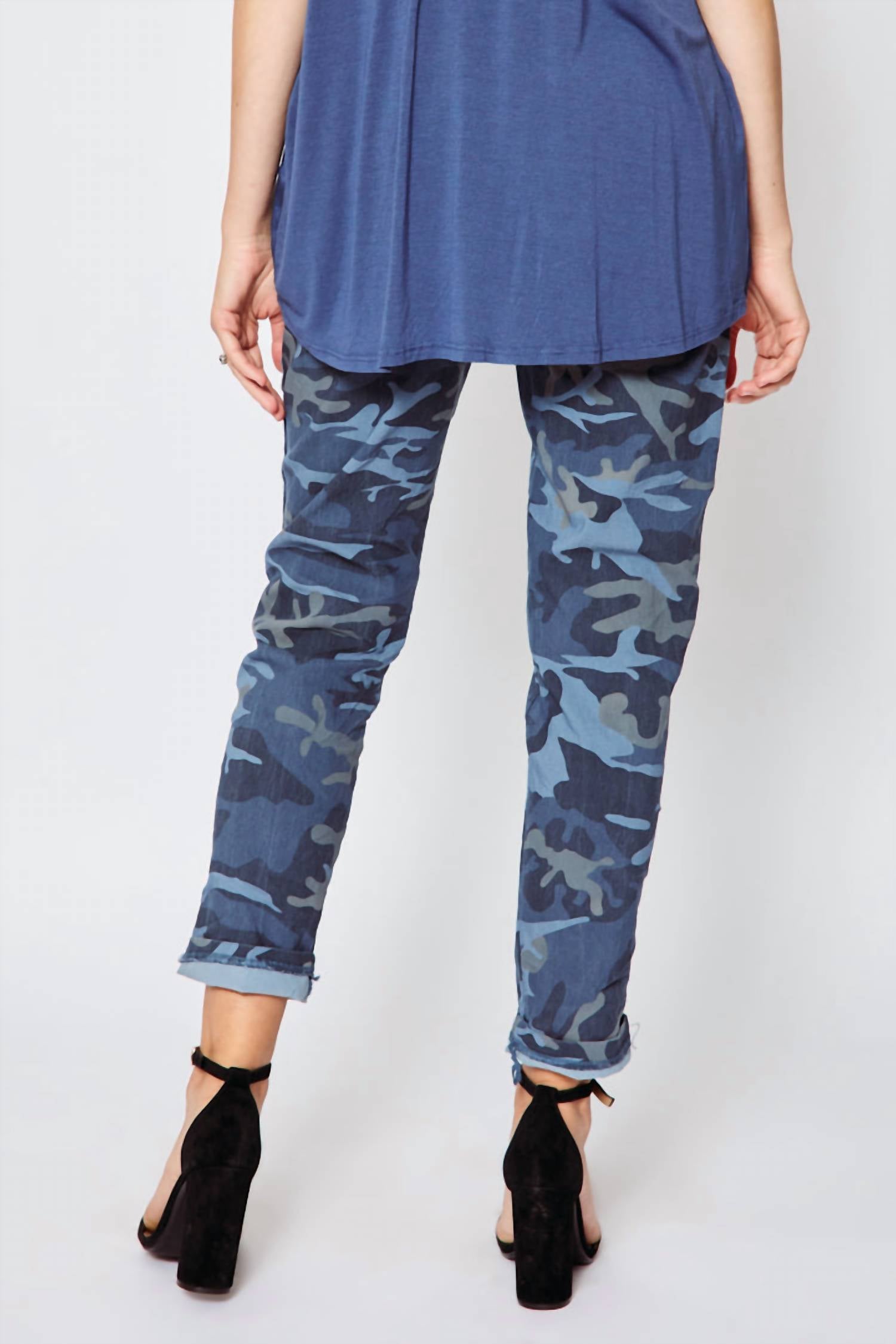 D STYLE SILVER STRIPE CAMO PANTS