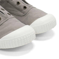 Victoria - Kid's 1915 Inglesa Slip-on Canvas Shoes