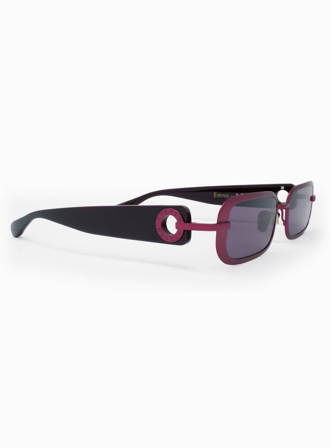 Aperçu Eyewear Women's Emna Sunglasses in garnet - women's accessory