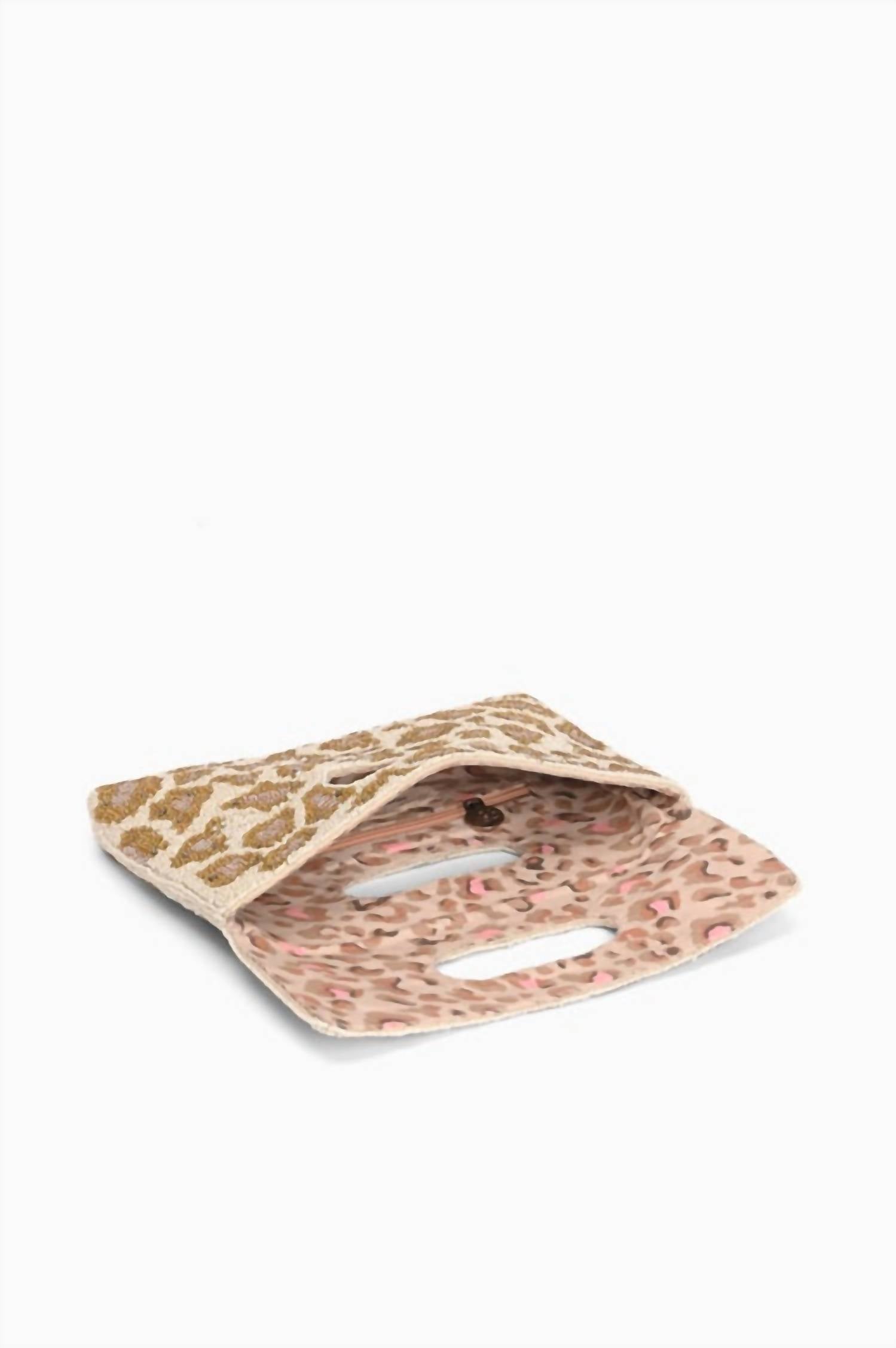 America & Beyond - Women's Clutch With Chain Strap Bag