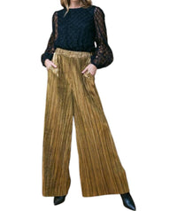 Flying Tomato - Textured Woven Top