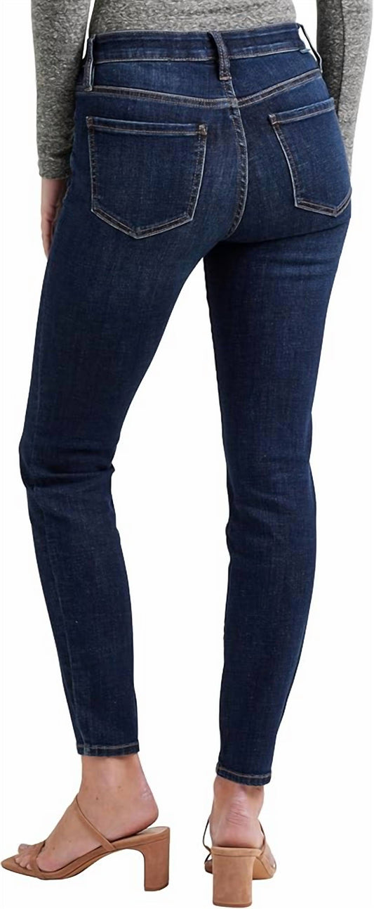 Jag - Carter Girlfriend Jean