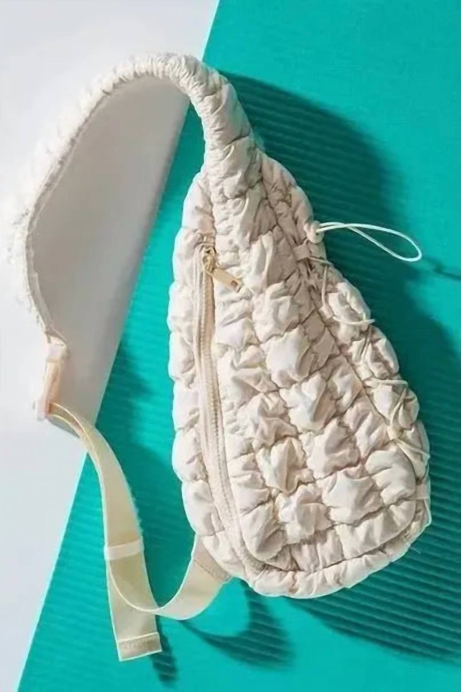 Urban Daizy - Annalise Quilted Bag