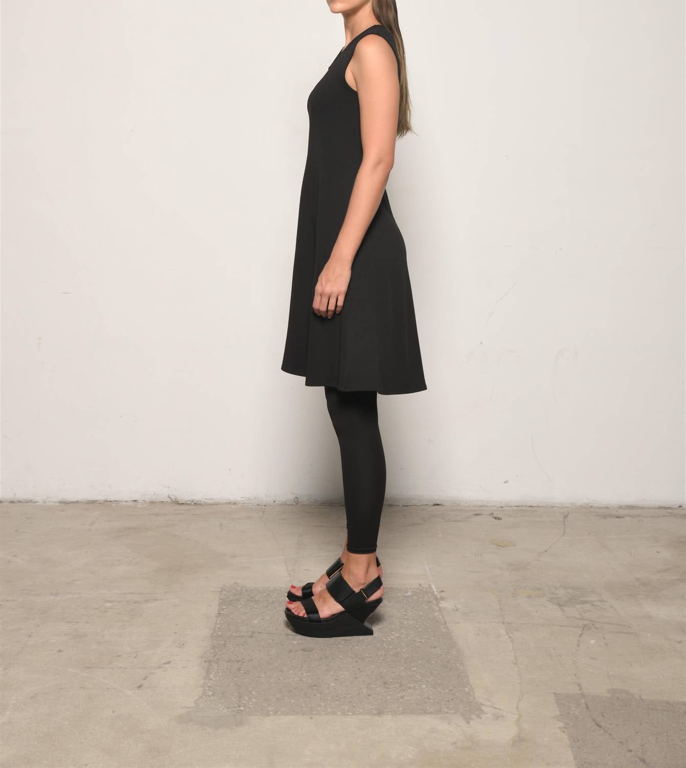 Simply Mila - Sleeveless Traveler Dress