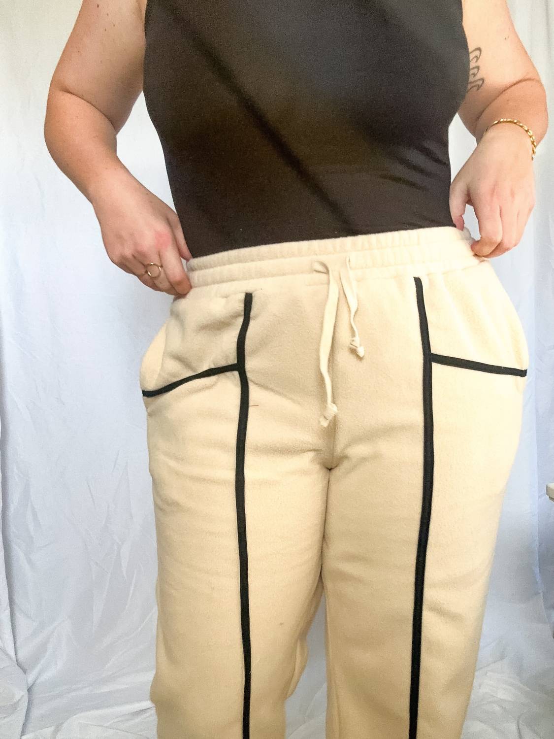 Le Lis - Katy Fleece Lounge Pants