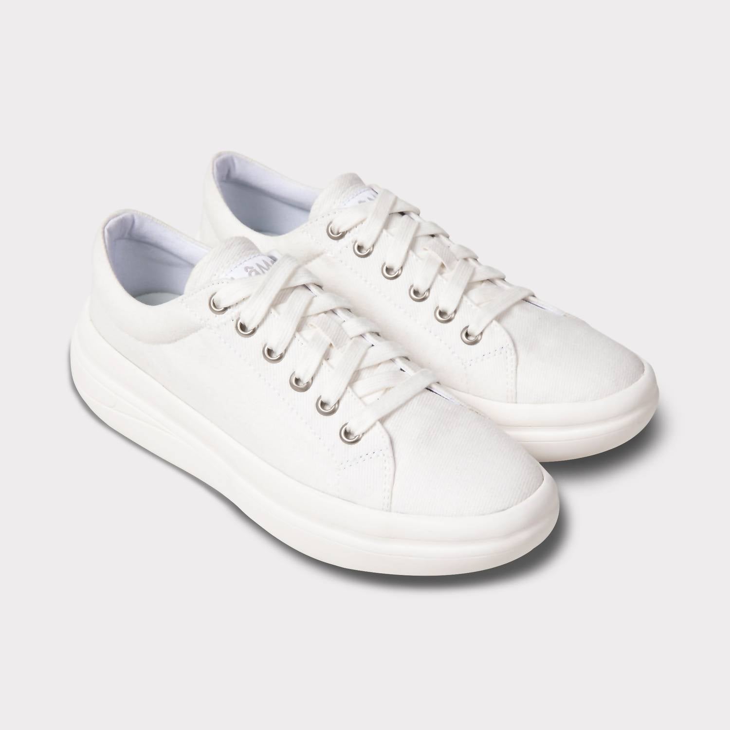 Lamo Women's Classic Makenna Sneaker in white - women's sneaker - view 10