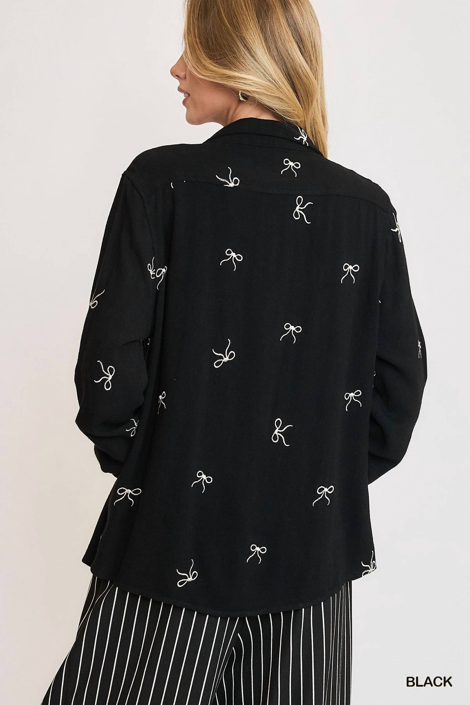 Umgee - Linen Blend Embroidered Bow Button-Down Shirt
