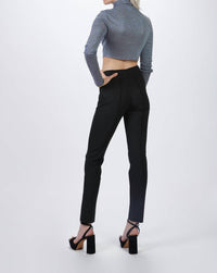CROP TURTLENECK KNIT TOP