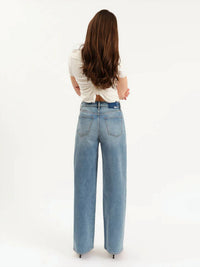 Daze - City Straight High Rise Straight Leg Jeans