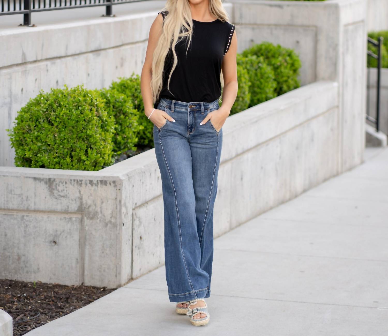 Judy Blue - Boardroom Babe High Rise Wide Leg Jean