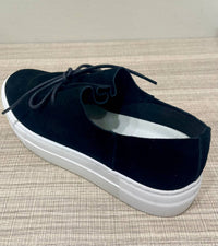 All Black - Women's Gathered Sneak Shoes