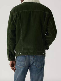 Levi'S - Relaxed Fit Sherpa Trucker Jacket