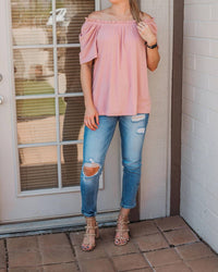 Hayden La - Off-the-Shoulder Pull On Top