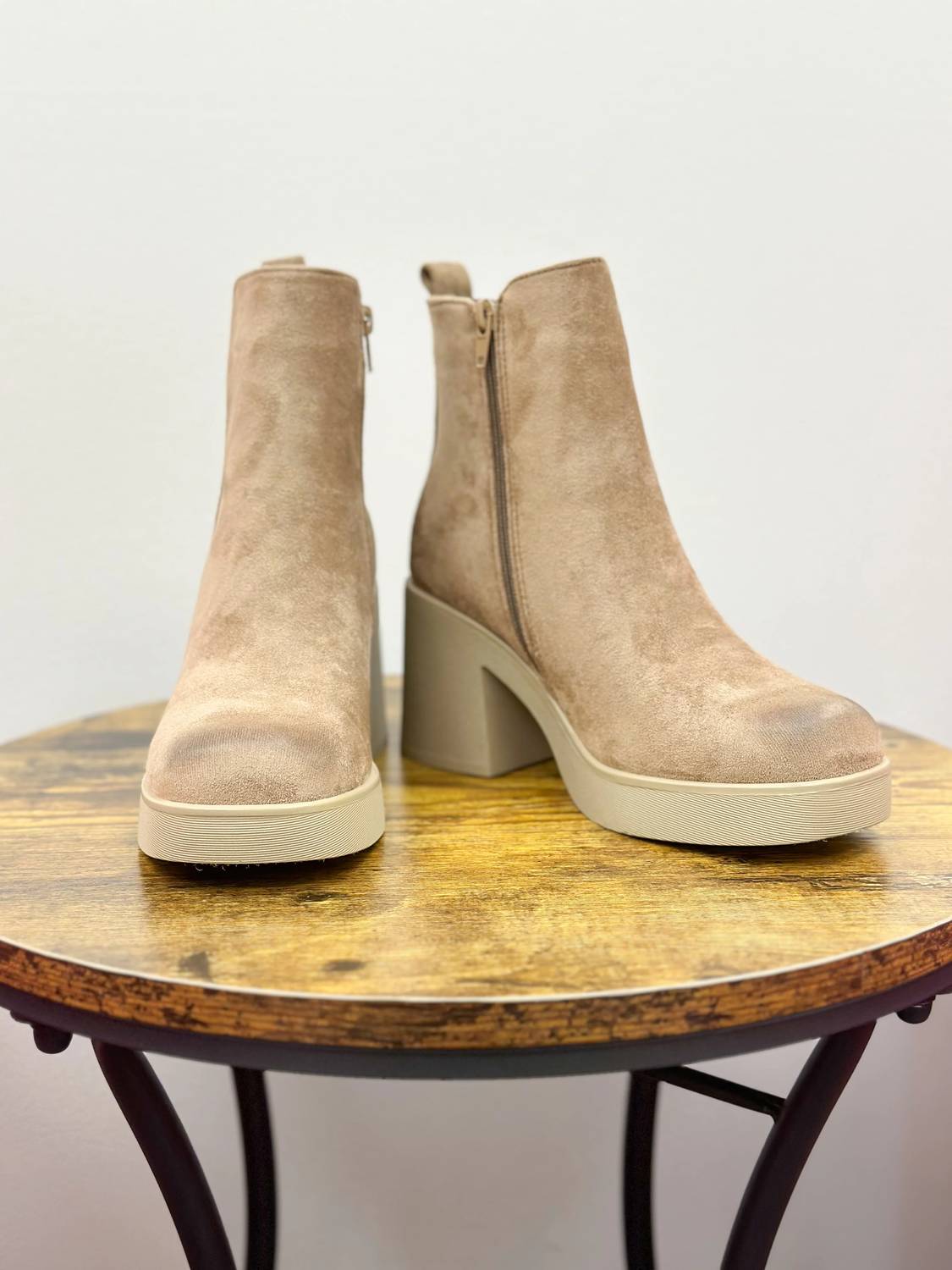 Olem - Women's Chunky Heel Bootie