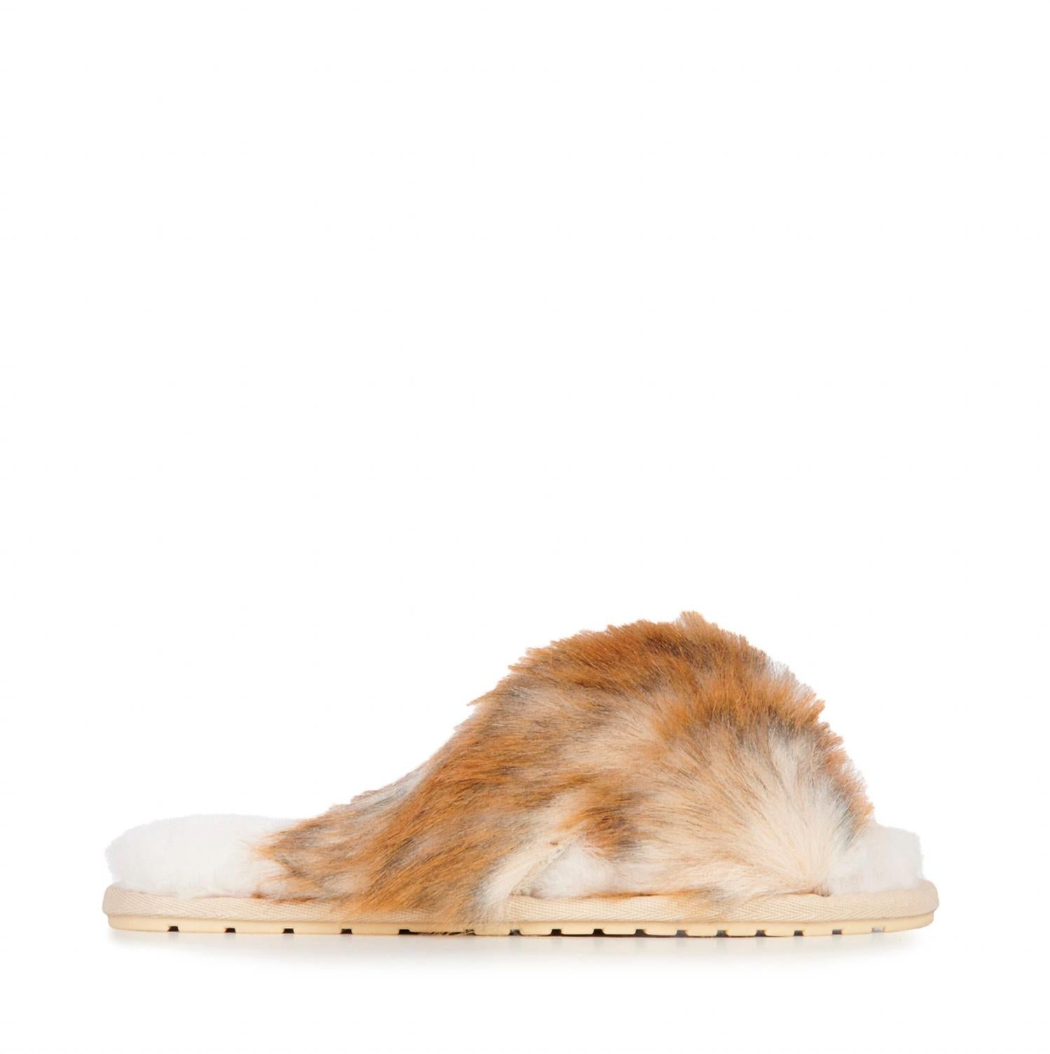 EMU Australia Women's Mayberry Lava Slippers in chestnut - women's shoe - detail view