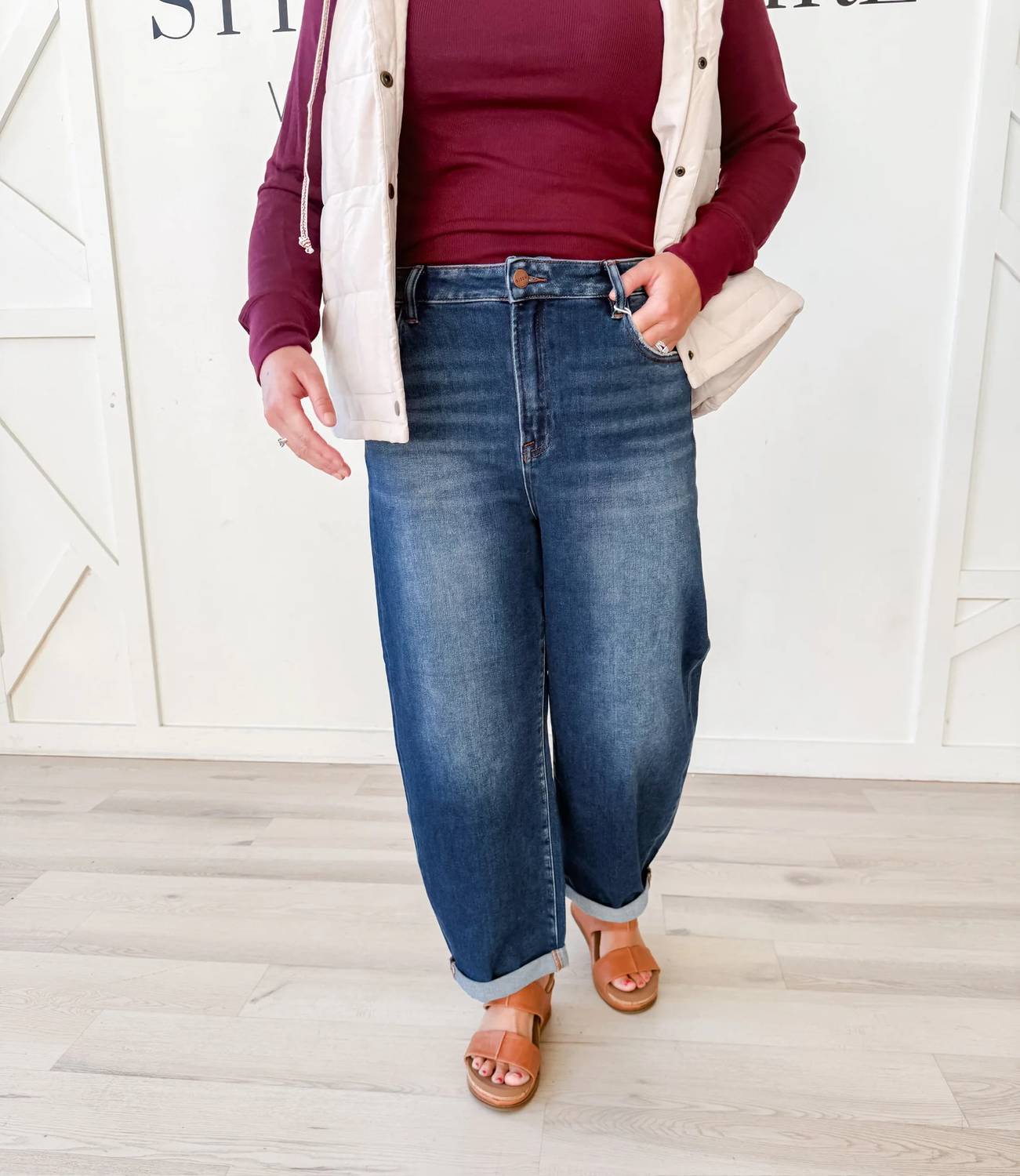 Risen - High Rise Crop Mild Barrel Jeans