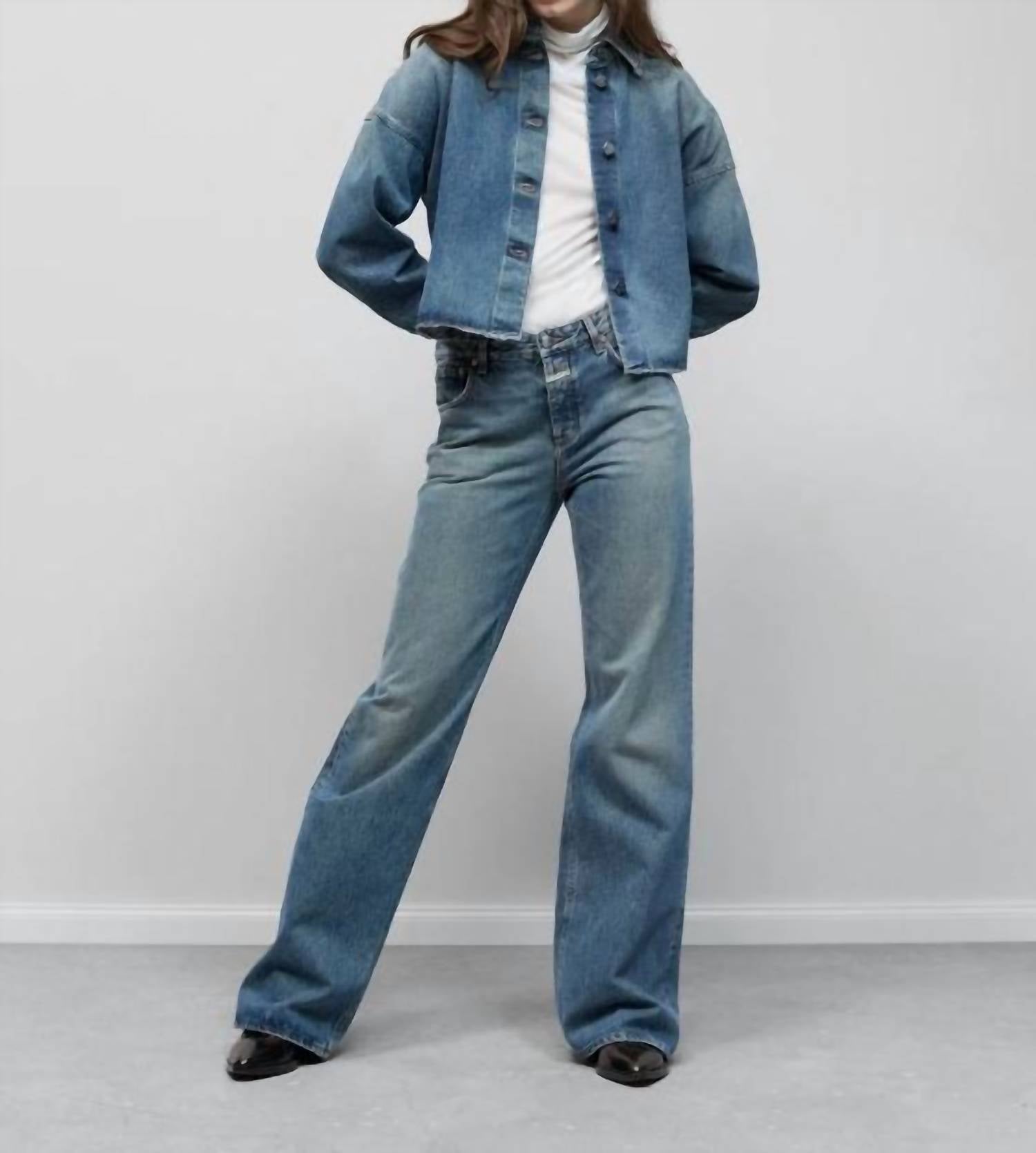 Closed - Gillan Mid-Rise Straight Leg Jean