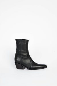Intentionally Blank - Women's Mattie Heeled Boot