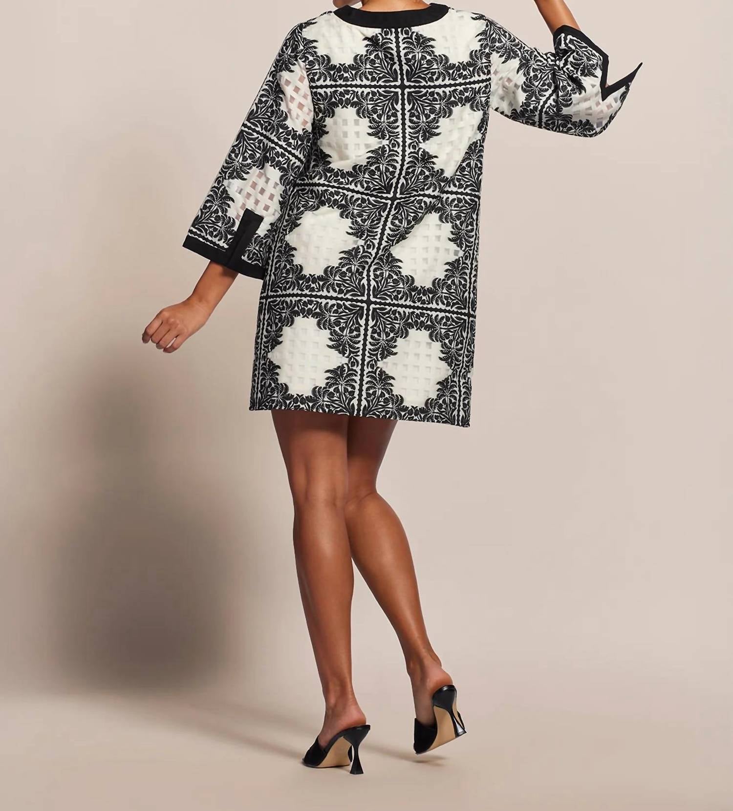TORI RICHARD Palm Squares Xenobia Dress in black - women's dress - detail view