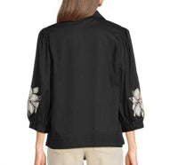 Tru Luxe - Poplin Embroidered Floral Applique Collared V-neck 3/4 Sleeve Popover Shirt
